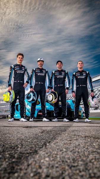 IMSA WeatherTech SportsCar Championship Daytona International Speedway Rolex 24 At Daytona #912 Morris Schuring Porsche 911 GT3 R Manthey 1st Phorm foto 7