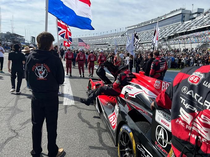 Acura Meyer Shank Racing with Curb Agajanian